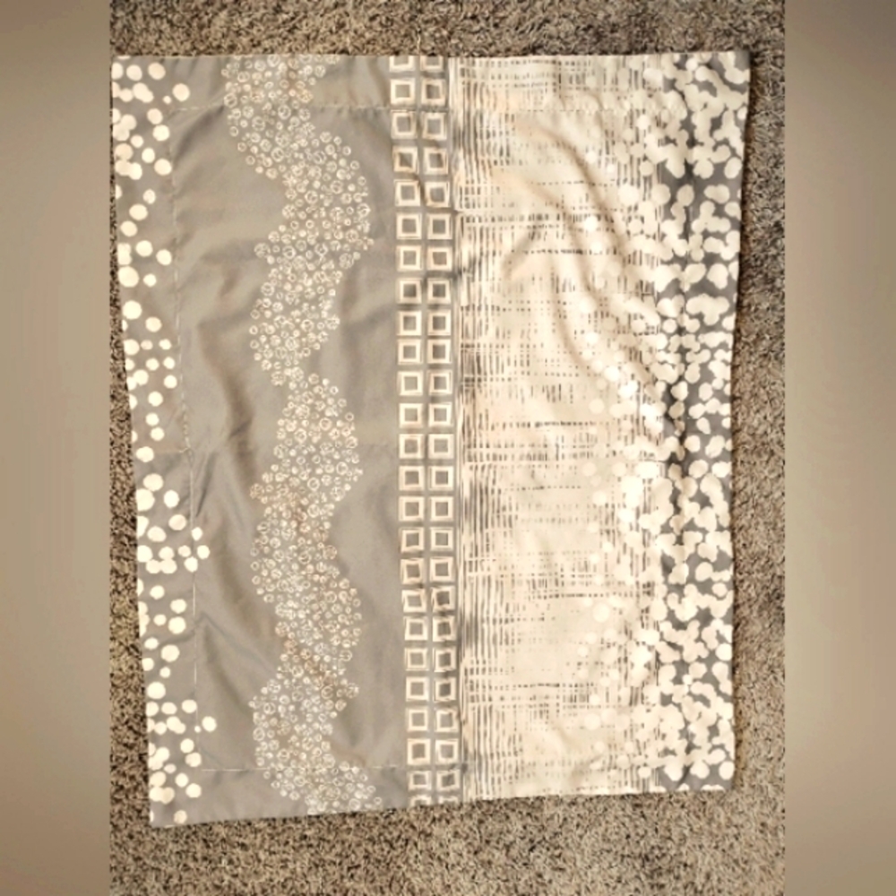 Lot 2 Pillow Shams NWOT LIVINGQUARTERS LOFT